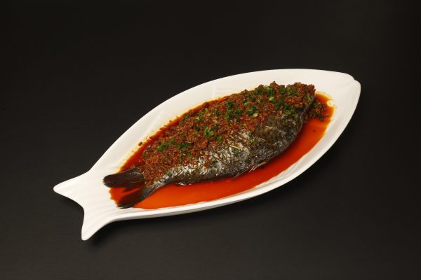 Рыба в ферментированном  соусе  豆瓣鱼