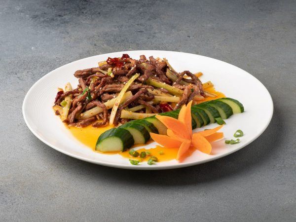 Жареная говядина по-сычуаньски  干煸牛肉